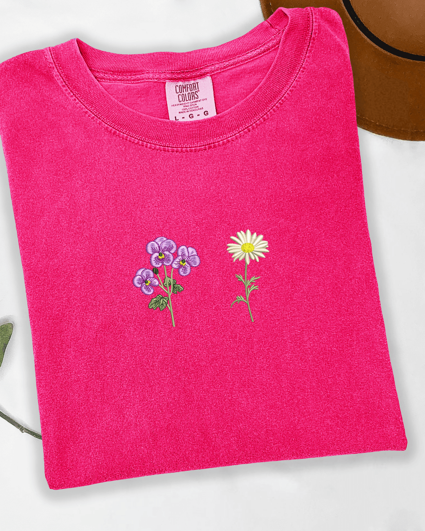 Birth Flower Embroidered Crewneck Sweatshirt — The Perfect Mother’s Day Gift!