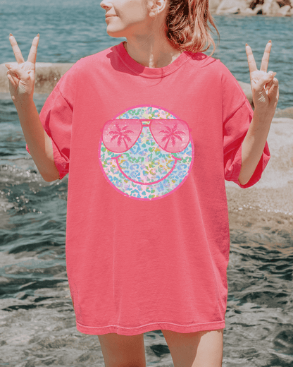 Sunglasses Summer Cheetah Smile Cartoon Face T-Shirt