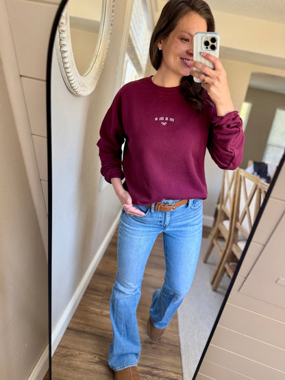 Mama Embroidered Crewneck Sweatshirt | Minimalist Mom Crewneck with Bow | Cozy Mom Gift • Mama Aesthetic Sweatshirt