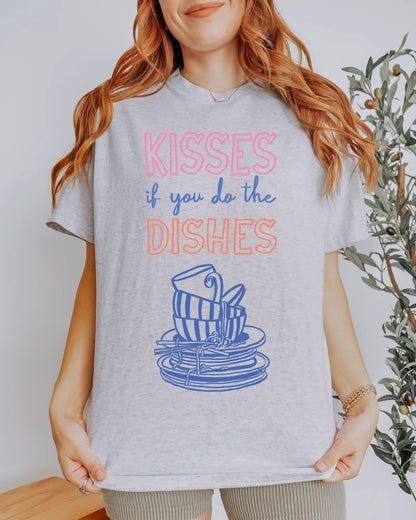 Kisses If You Do the Dishes Shirt, Funny Line Art Graphic Tee, Minimalist Aesthetic T-Shirt, Cute Wife Gift, Cozy Neutral Kitchen Shirt